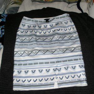White House Black Market Aztec stripe navy-lt blue on white pencil skirt